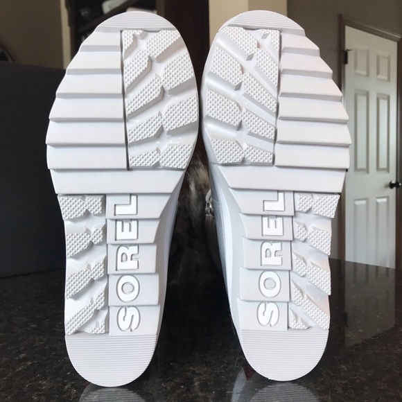 New Sorel Women's Joan of Arctic Next Boot, Waterproof Winter Boots, Silver, 8 - Picture 7 of 16